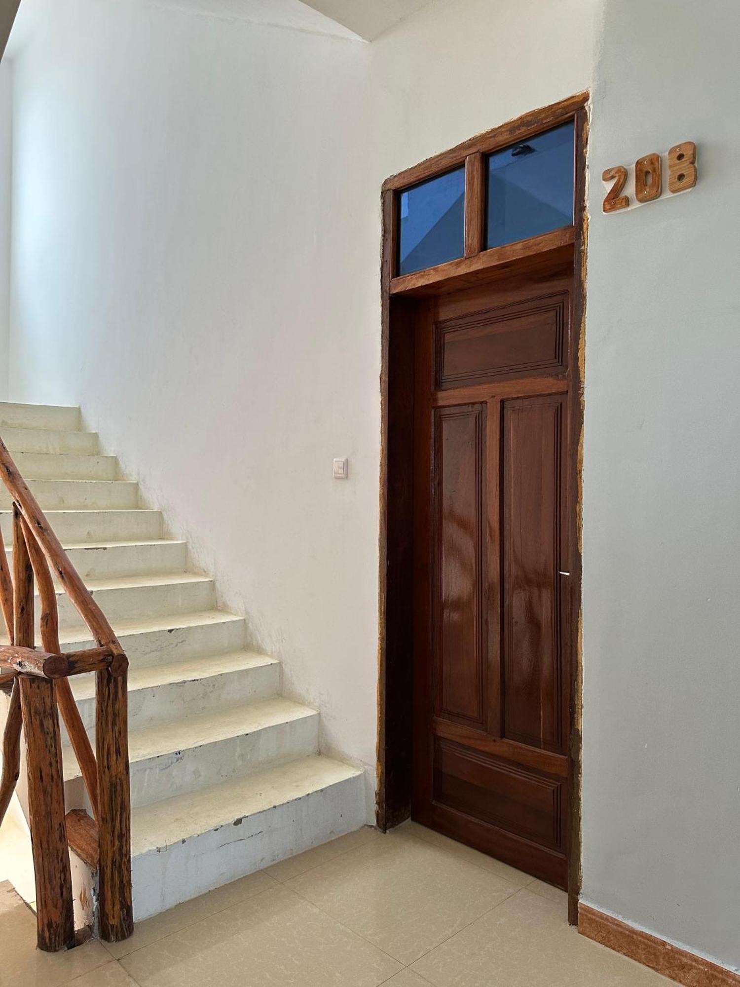 Hotell Diadema Ras Road 3*